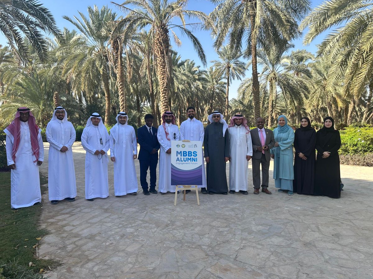 كلية الطب tweet media