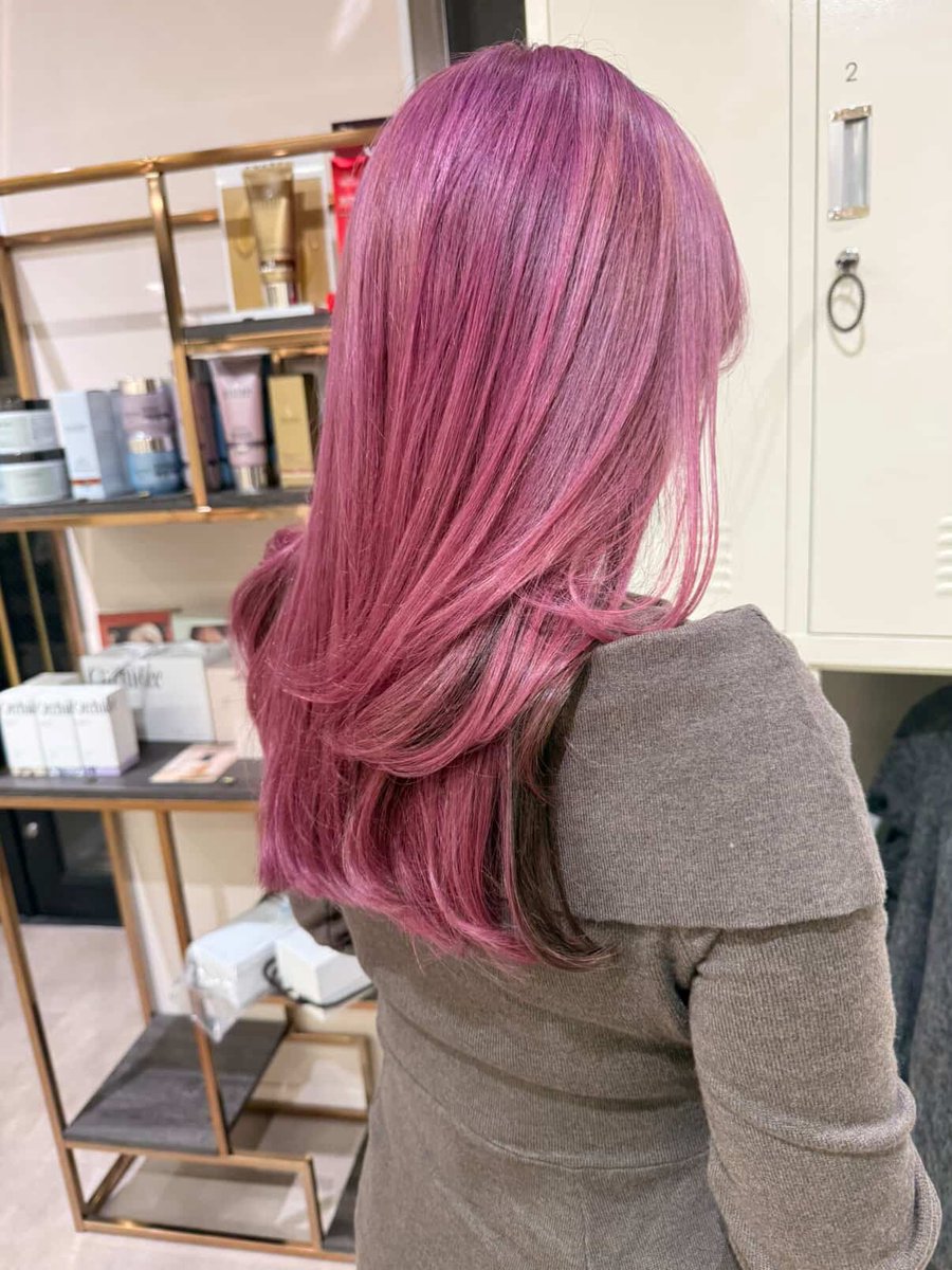 ピンクって言ったのに紫になった😂💜 そしてだいぶ切った💇‍♀️✨