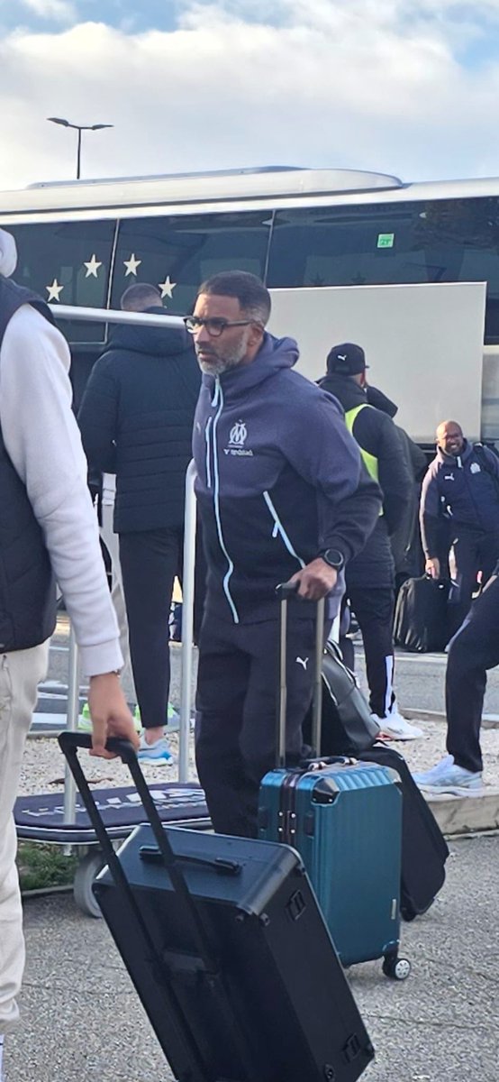 Embou_13 tweet media