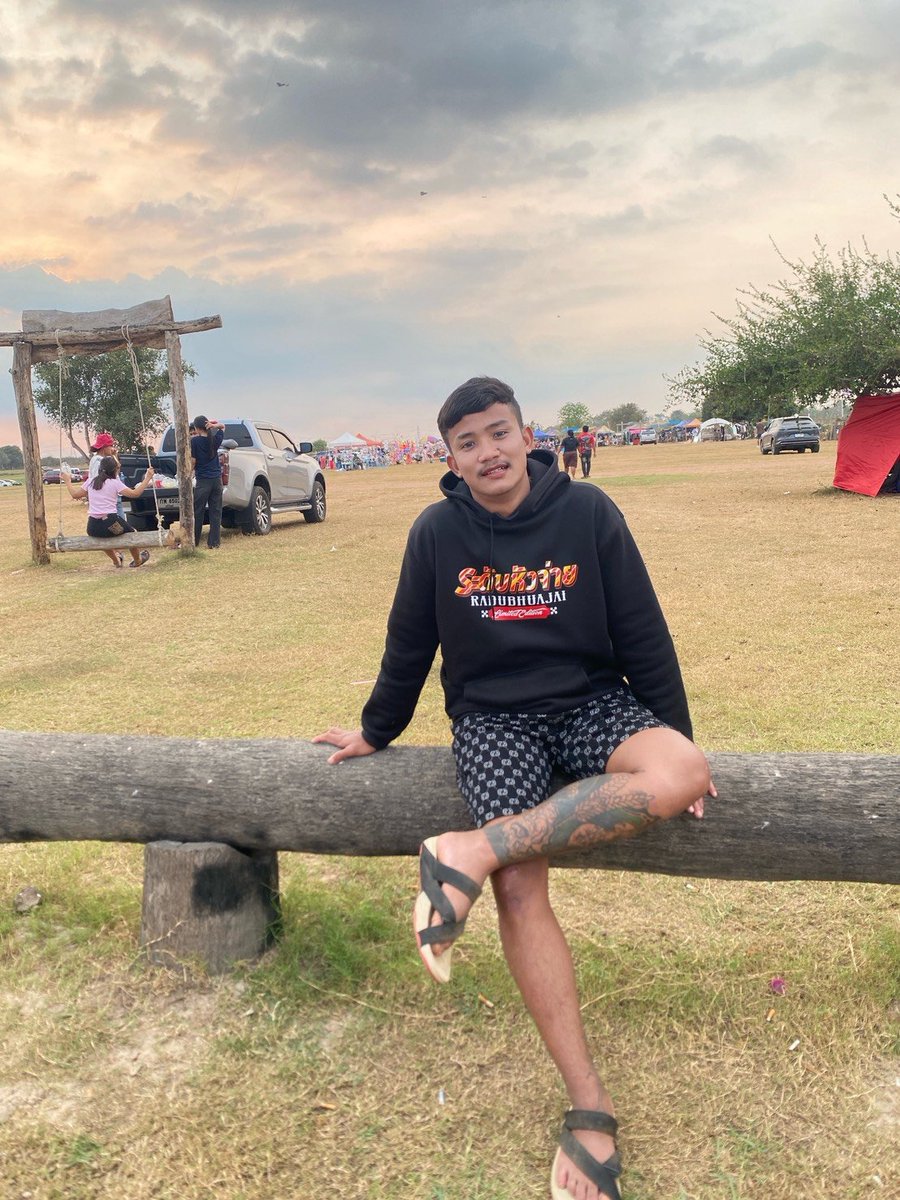 บัง นัท tweet media