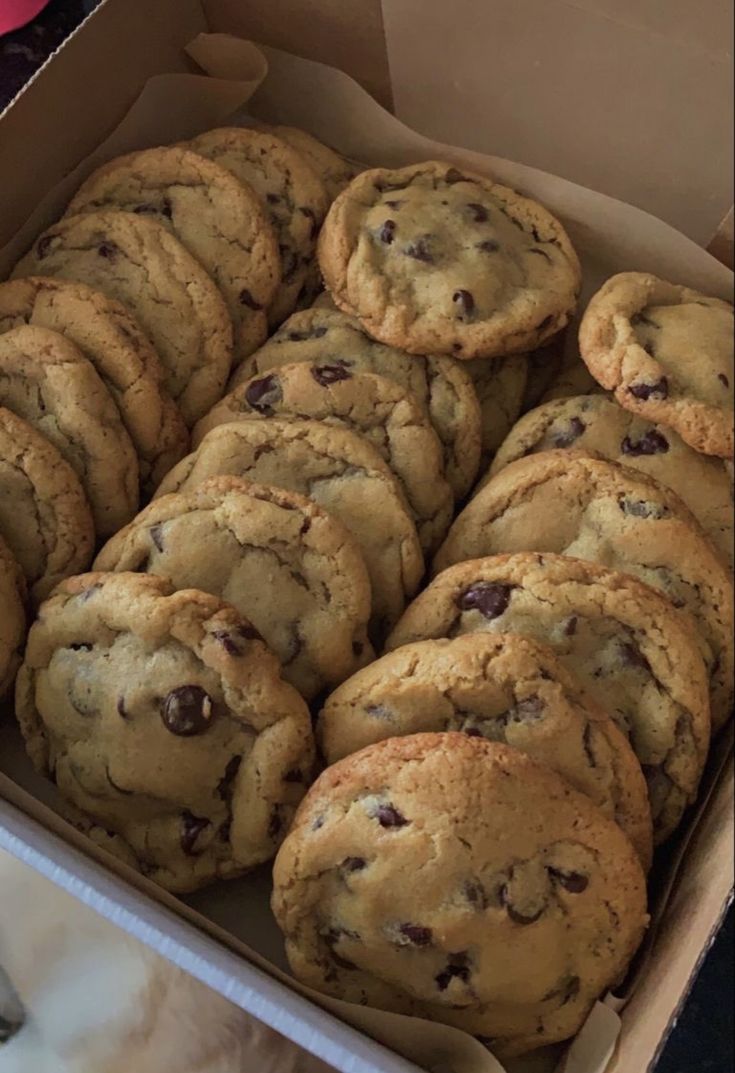 whiskyy___818's tweet image. Cookies.         Or.      Momos