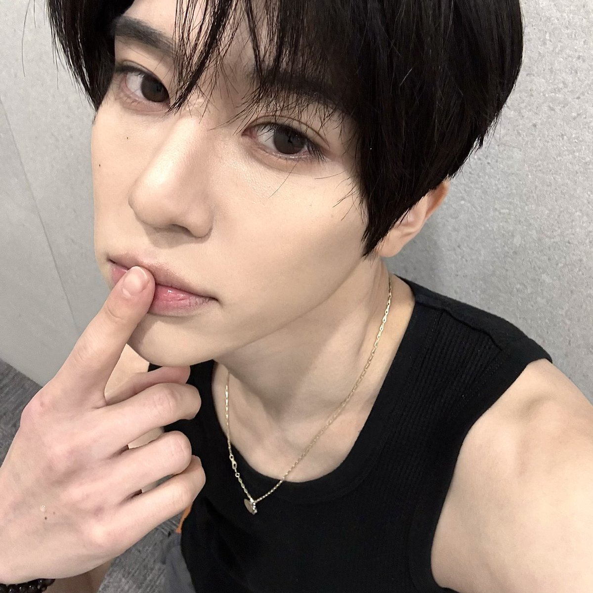 511LOG's tweet image. 260219 23:51 KST
🌷📸