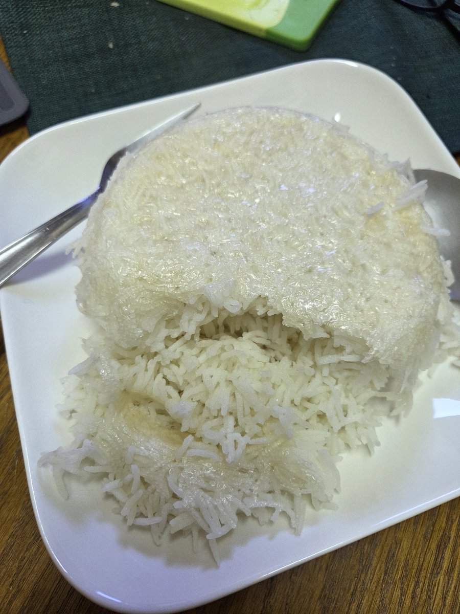 موسیو‌ اژدر سپهسالار tweet media