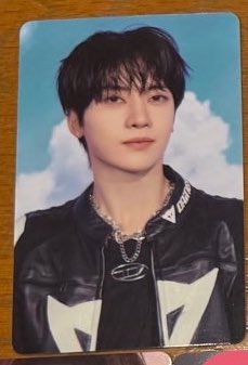 あす👑 tweet media