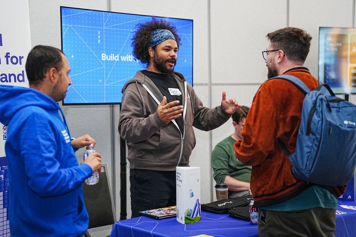 AlgoFoundation's tweet photo. We just wrapped up Multichain Day with @wrappedxyz in Denver.

Now the @algodevs team is on the ground at @EthereumDenver with the same focus: bringing more builders onto Algorand 🧑‍💻 https://t.co/AB7DXpNYfc