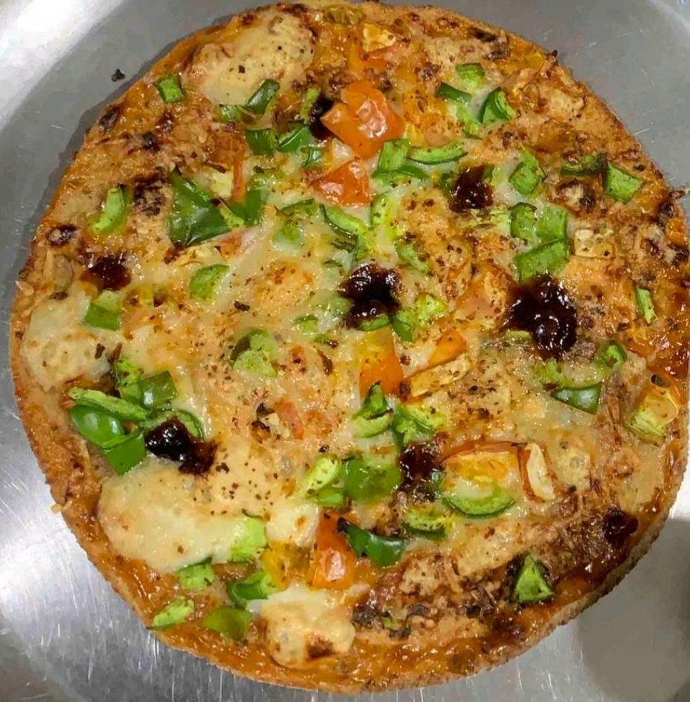 Somesh Pal | Fitness Coach على X: "Most people don’t overeat food.
They overeat oil.

1 tablespoon oil = 120 calories.
Now imagine deep frying your food in it.

Air fryer gives you the same crunch
with barely any oil.

Same taste.
Far fewer calories.

Sometimes fat loss is just smarter cooking. https://t.co/gIkvGjDTv7" / X