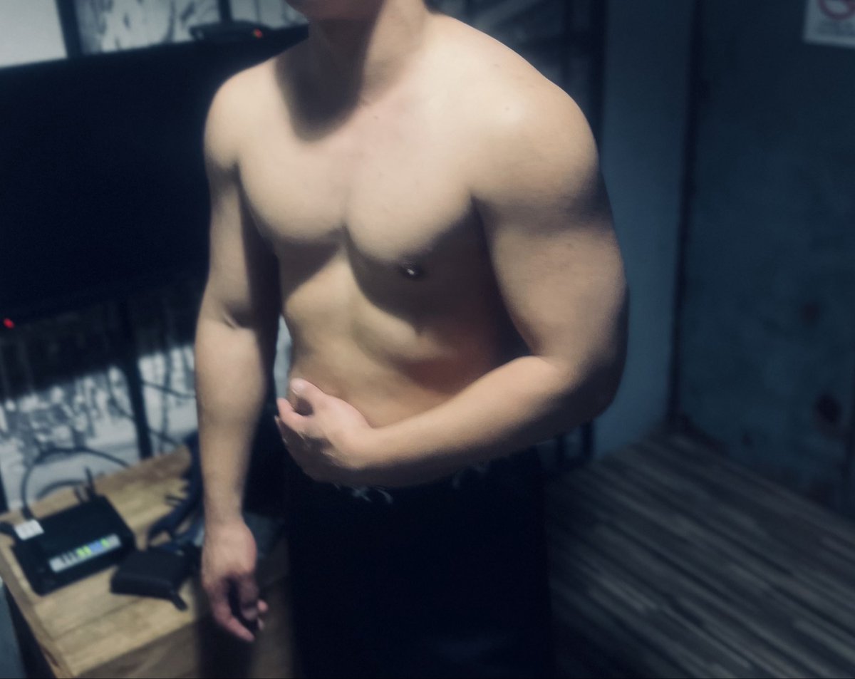 厚片大叔 tweet media