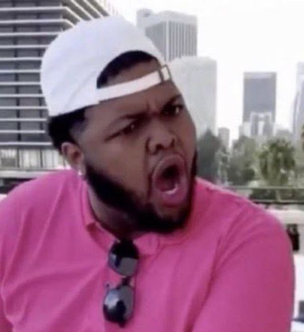 <a href="/BestfriendKick/">Bestfriend</a> On live? What’s wrong with y’all