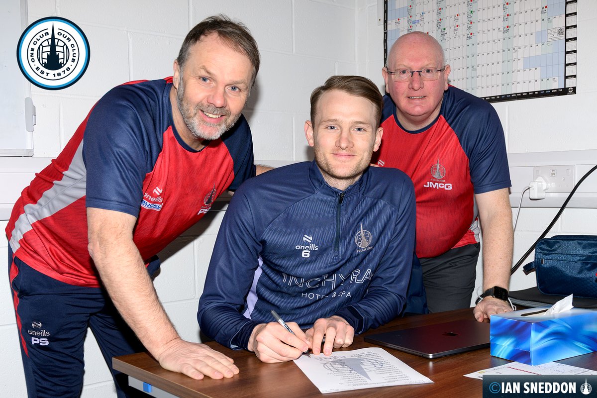 ✍️ Falkirk Football Club is delighted to announce that Club Captain Coll Donaldson has signed a contract extension.

The new deal could see Coll remain with Falkirk until 2028.

➡️ bit.ly/3OmJAnj