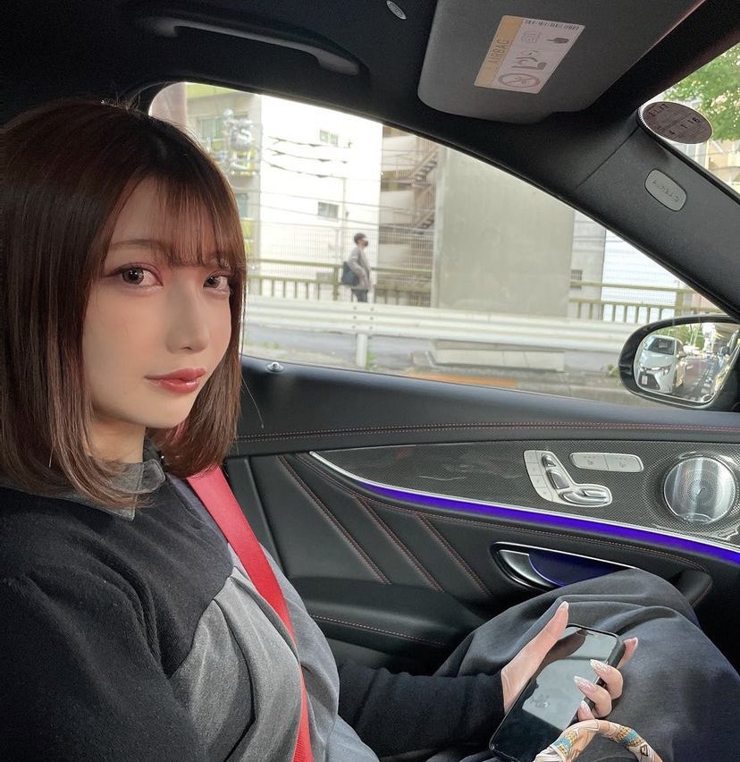 nyomucoo's tweet photo. スパッとSNSから去るあたりも筋通っててかっこいいよなあ。だけど個人的にはSNS復活して欲しい🥺爆美女ハイスペ濱松明日香様ことasuu様拝みたい👉🏻👈🏻,,,🥺՞そしてasuu様ってダンスもめちゃくちゃ上手だよね…出来ないことある…？ https://t.co/MCVQeU8l0I