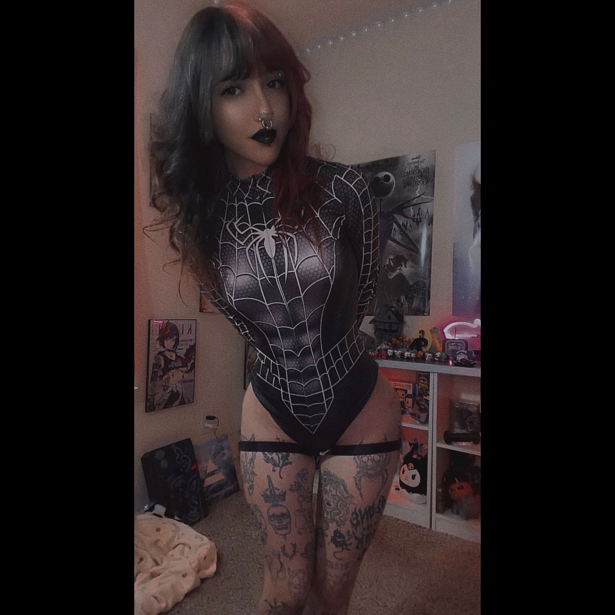 Wanna be friends ? 🤓🕸️🕷️ #fyp #egirl #goth #tattoos #cosplay