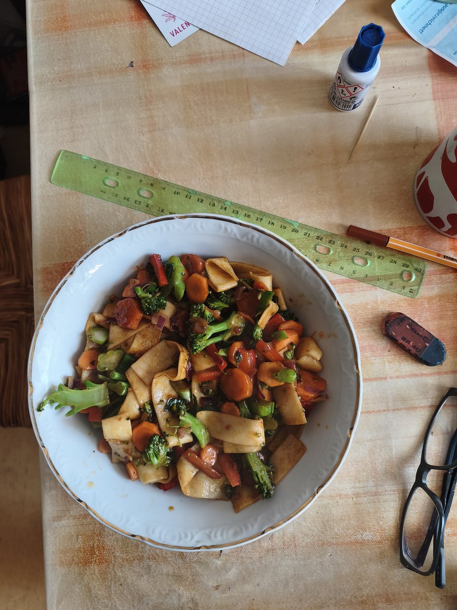 #Resteküche  
P.S. Das ist doch der eigentliche Trick, sich aus den Resten ein leckeres Gericht bzw. Leben zu kreieren.