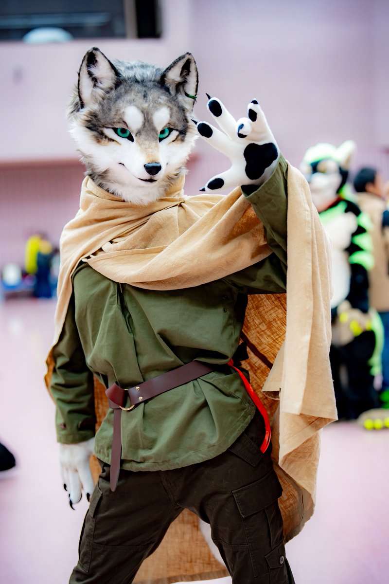 Yo!

 #FursuitFriday