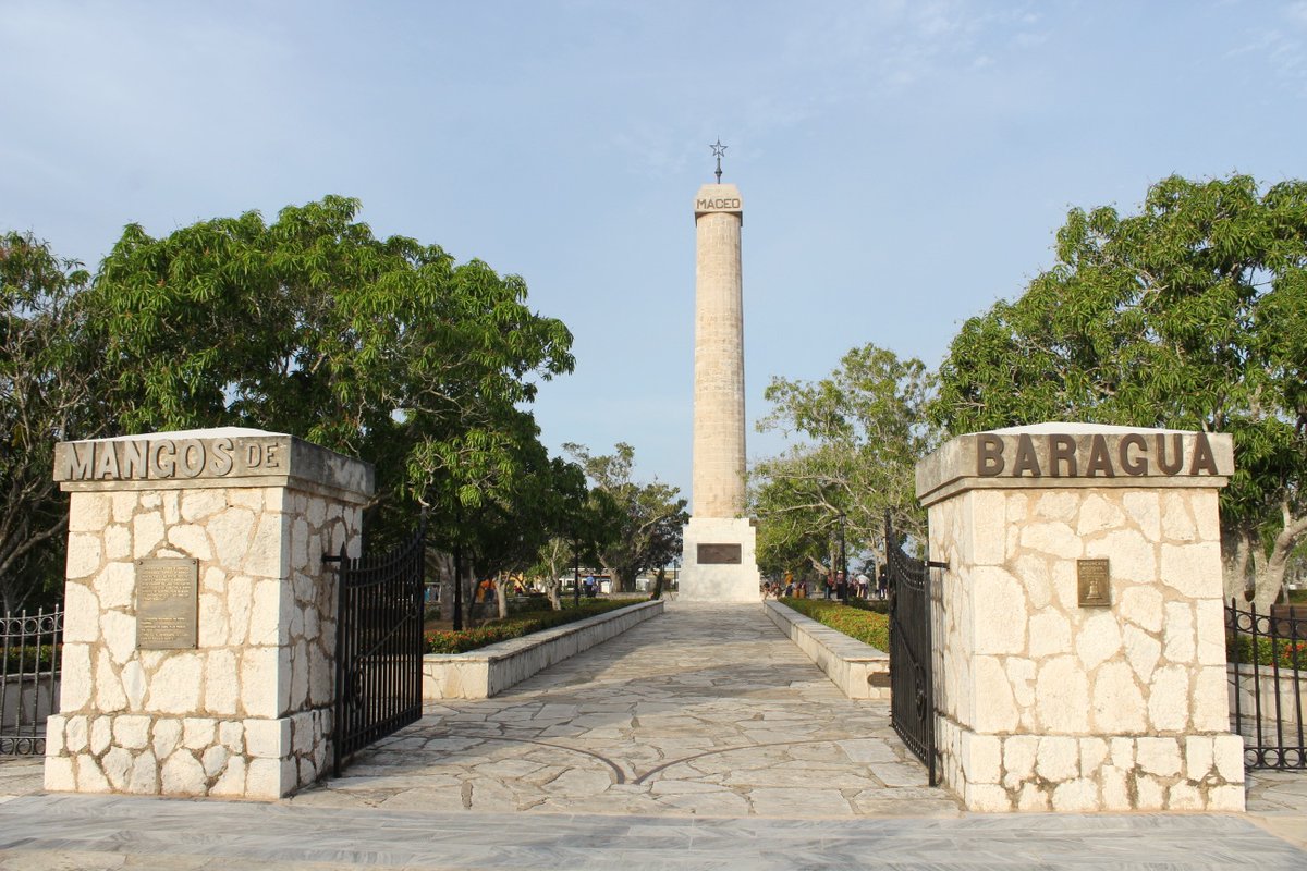 «Tenemos derecho a la paz, al respeto de nuestra soberanía y nuestros intereses más sagrados (...) años de infamia no han podido doblegar nuestra voluntad de lucha. No nos hemos cansado, ni nos cansaremos».

#100AñosConFidel  #CubaVencerá