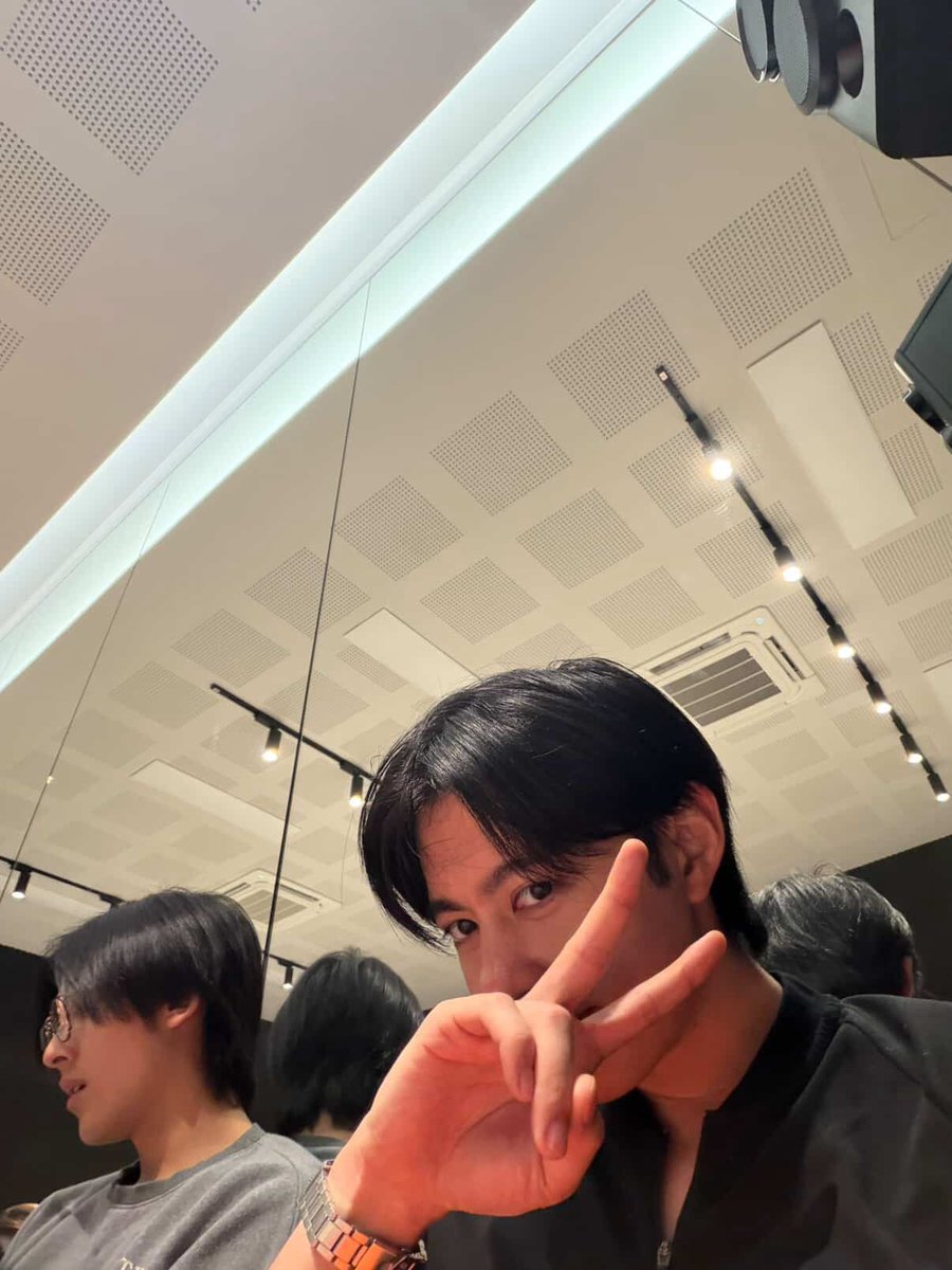 รวมตัวกันซ้อมอะไรน้าาาาา มีใครอยากสปอยอะไรป้าไหม เช่น มีต 4 ปี 🤩🙂‍↕️

#PROXIEth