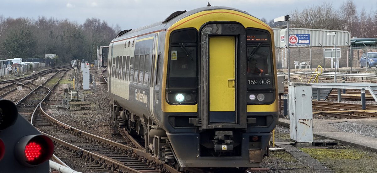 Percypotter49's tweet image. #class159 008 @ Salisbury 5L54 1459 Salisbury T&amp;amp;R.S.M.D to Salisbury