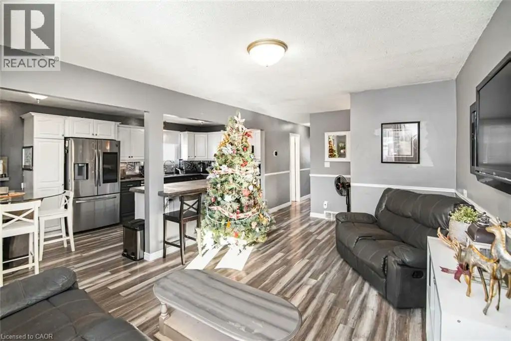 Ralph9525897833's tweet photo. Raffle!!!  I'm giving this property to the lucky winner! Yes it's real. I inherited this home and thought this would be a good way to liquidate it. 
20% sold!!!
Tickets are $100 and only 6000 tickets will be sold. Draw date will be March 31 2026 or earlier if tickets are sold out https://t.co/oeR6TmKv0g