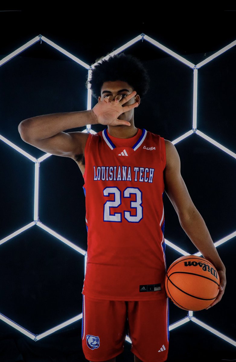 Daniel Patton ♱ tweet media