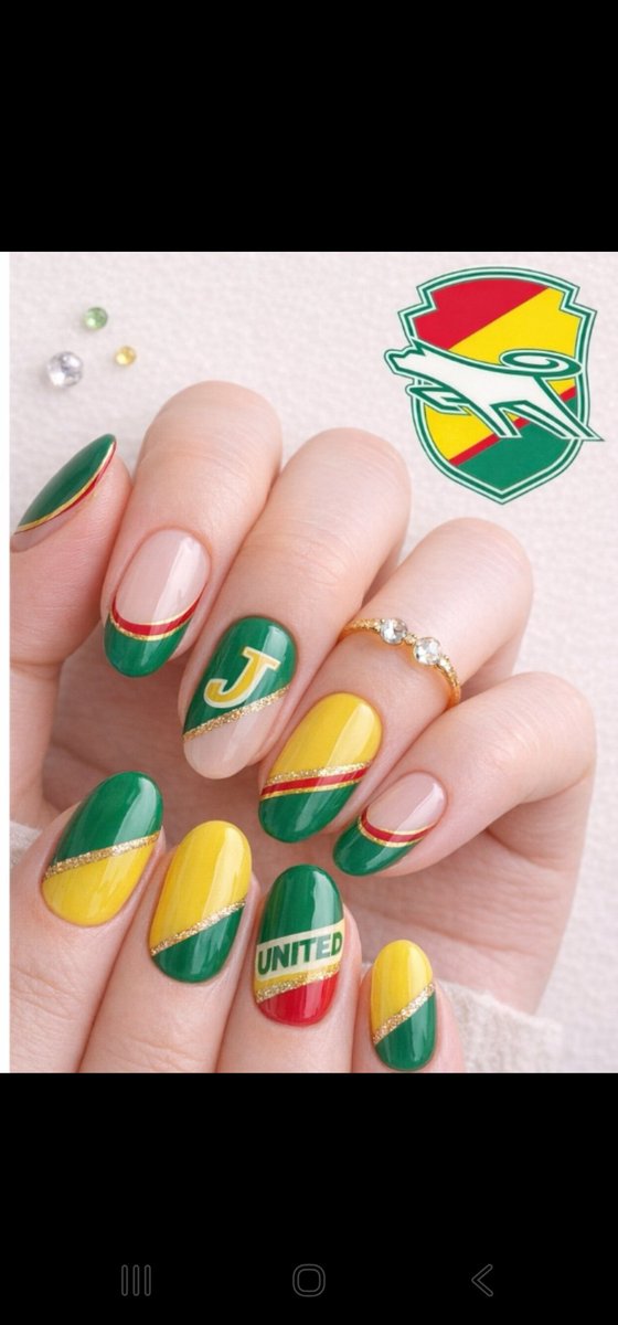 ChatGPTにジェフのエンブレムをもとにネイルデザインを考えてもらっ