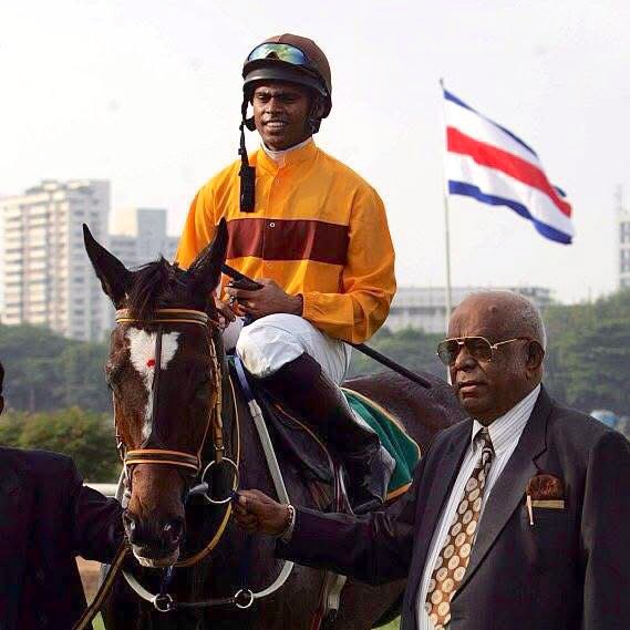 Indiarace.com tweet media