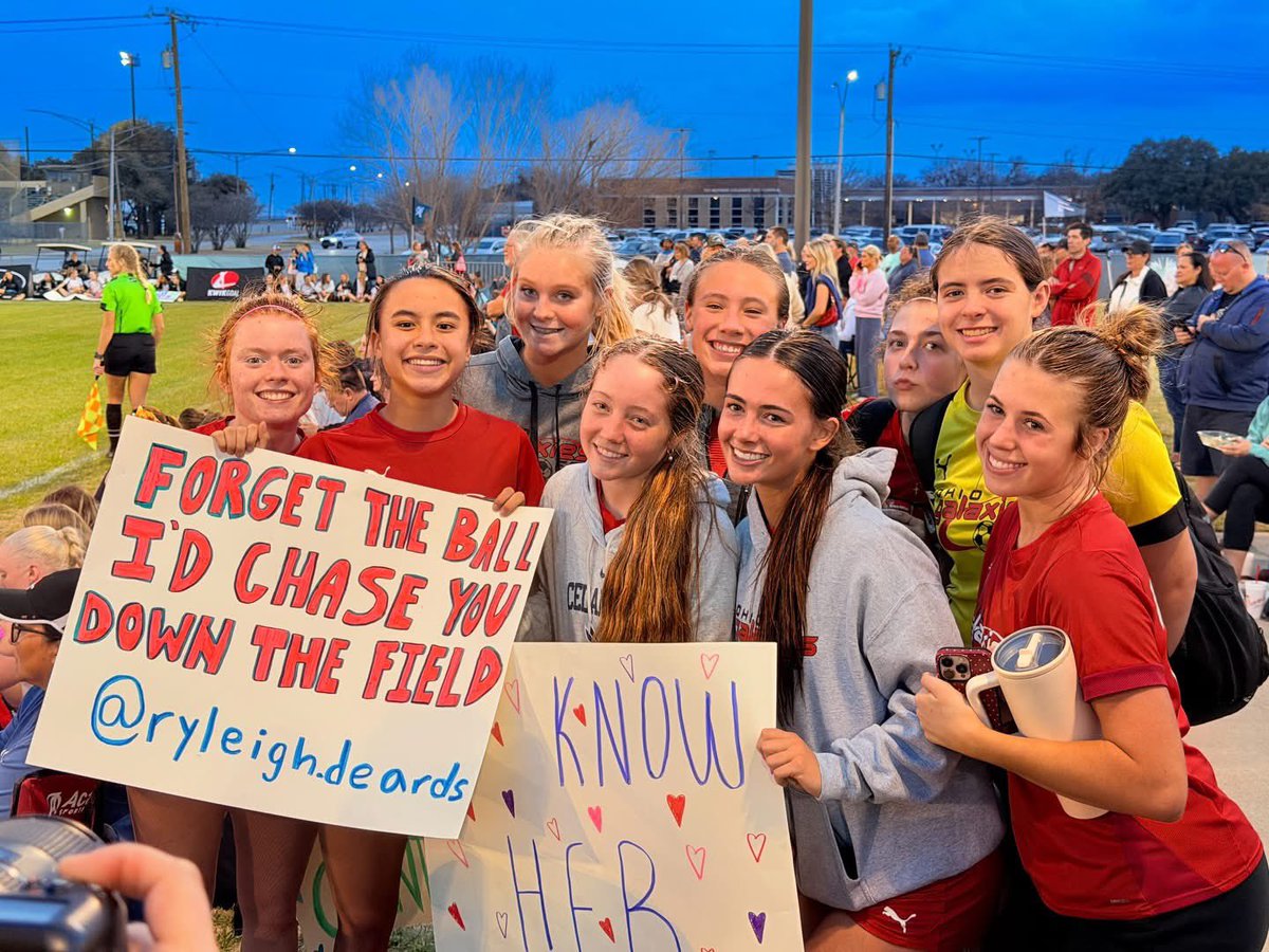 mya simpson tweet media