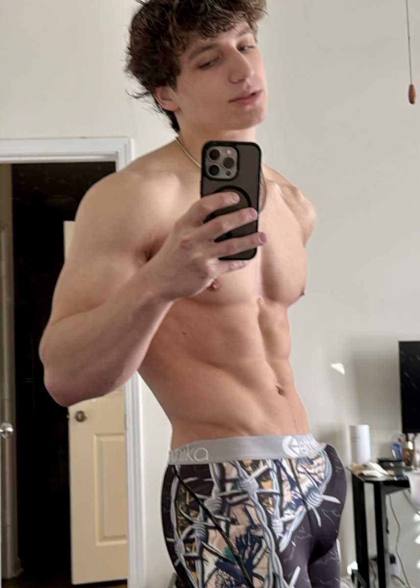 The Himbo Architect tweet media