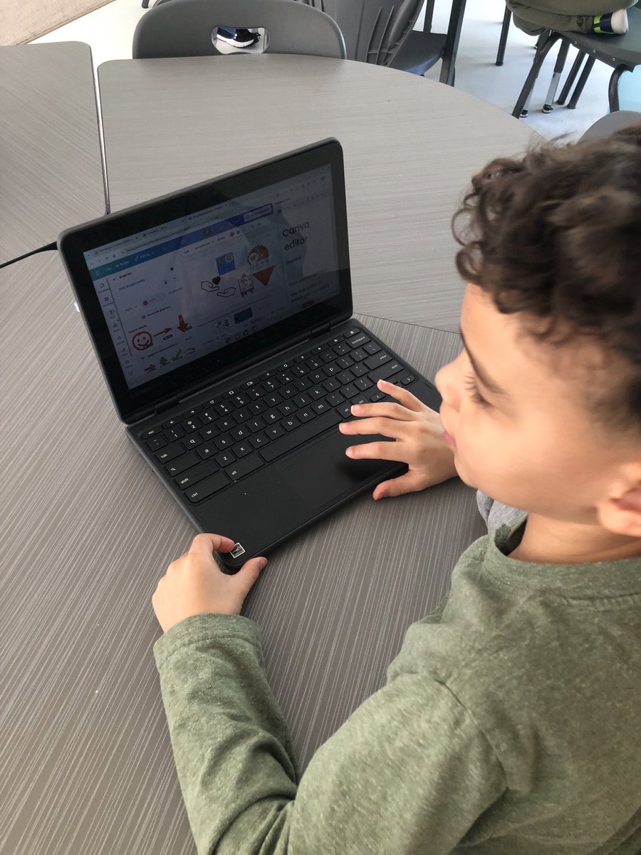 Mrs. Riley tweet media