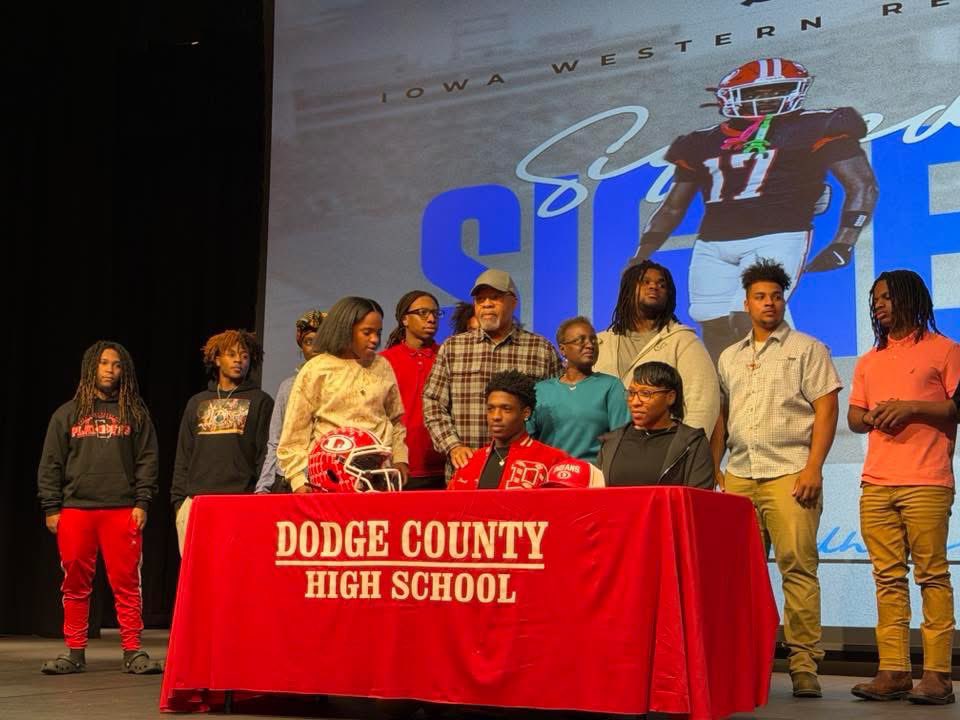 Chad Smith tweet media