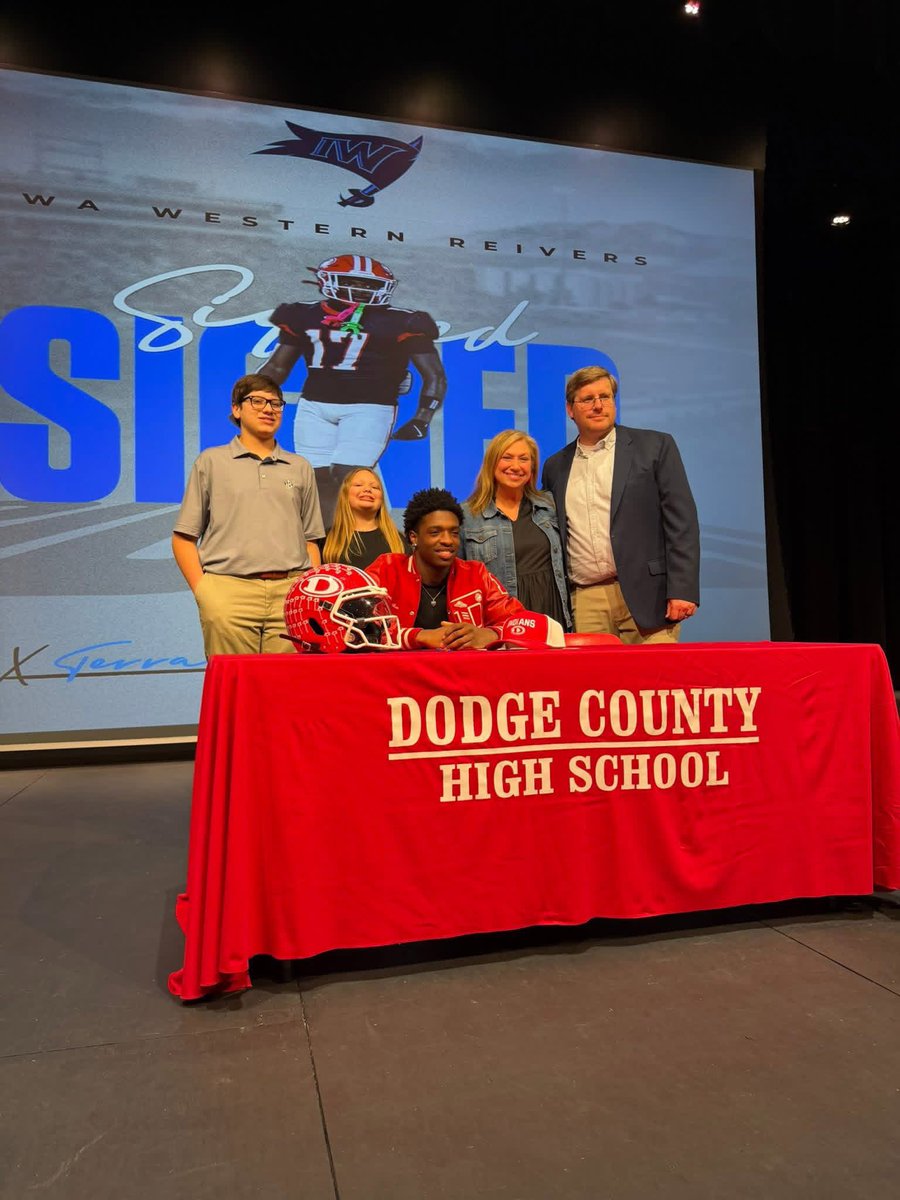 Chad Smith tweet media