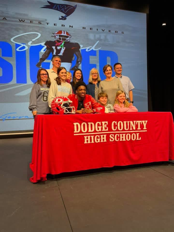 Chad Smith tweet media