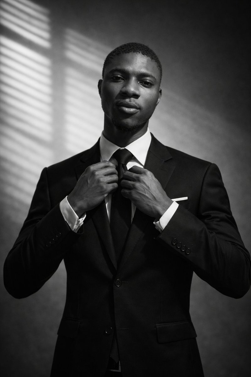 mide moore tweet media