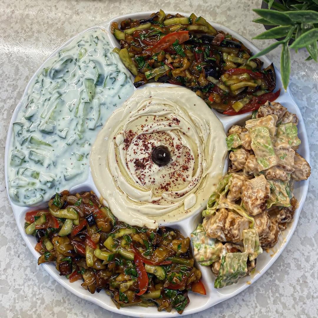 vilanelle_'s tweet photo. C2 seviye meze bağımlılığı https://t.co/QZ3PnB7S4b