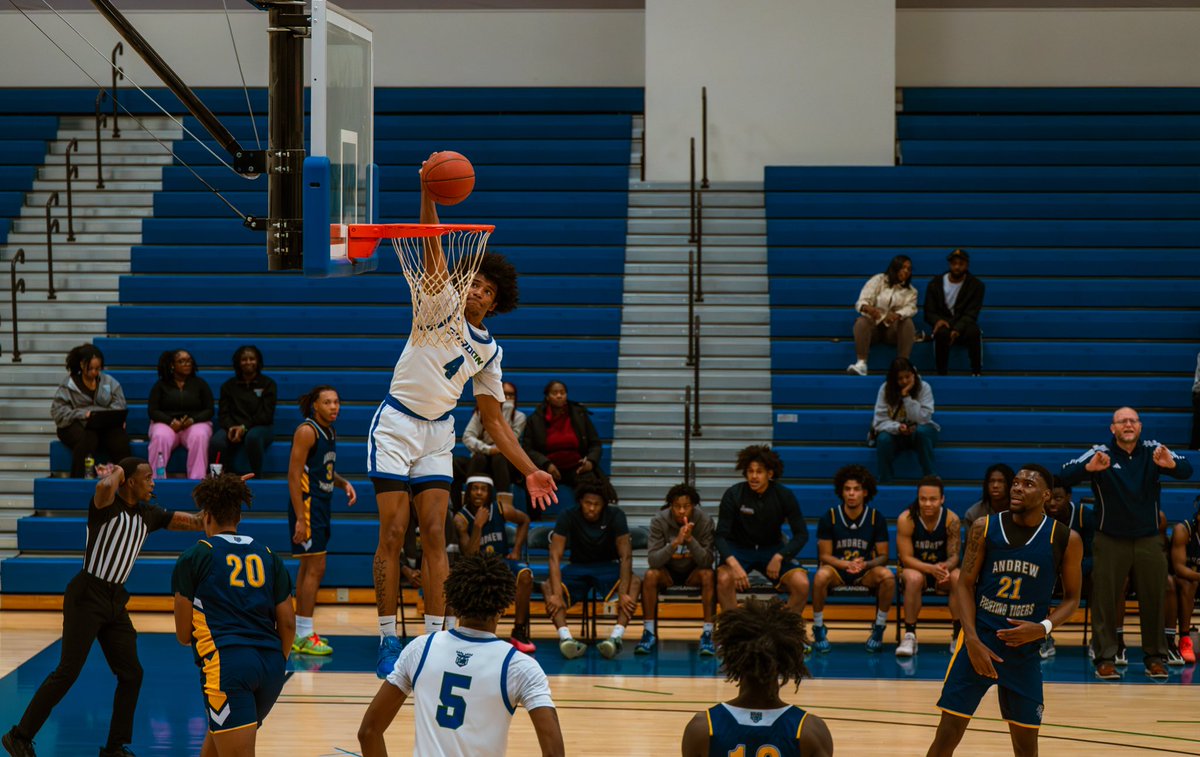 Coach Bryce tweet media