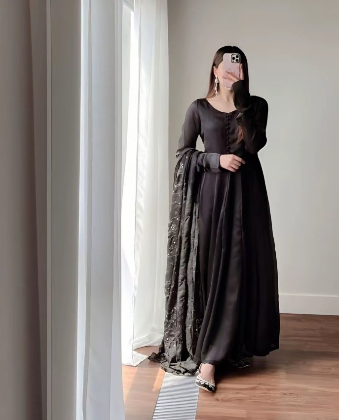 Want loyal followers? 💙

Drop "LOYAL"

Mutual connect each others 🤝