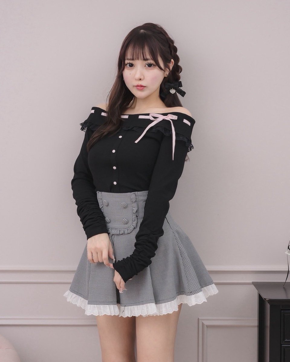 本日20:00〜販売開始🐇／ お問い合わせ多数いただいております