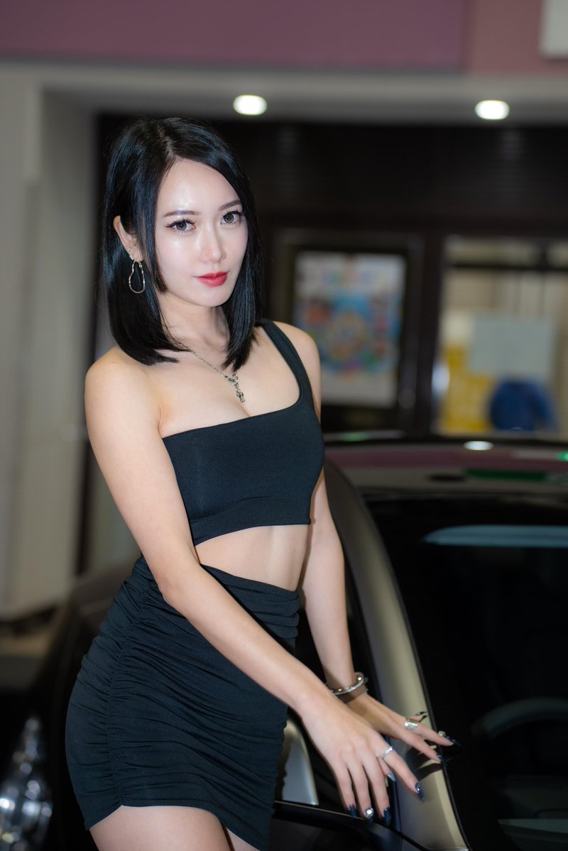 オートメッセ写真で
#19号車の日 🚗🏁

2026 WedsSport Racing Gals 
南真琴 さん<a href="/makoto_minami/">南真琴</a> 
Ai さん<a href="/ai_0425_/">Ai❤️‍🔥AiWALL</a> 

#大阪オートメッセ 
#大阪オートメッセ2026 
#南真琴
#Aiちゃんしか勝たん