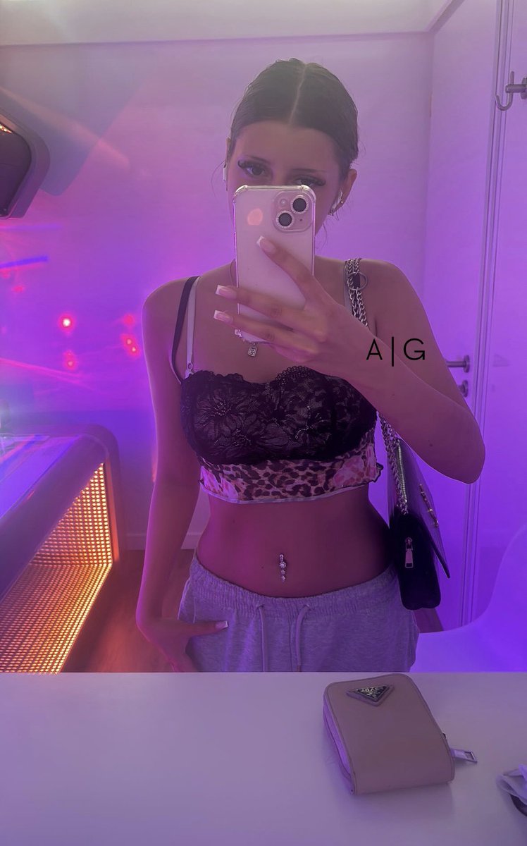 Du tust immer so, als wärst du ganz unabhängig, und doch liebst du dieses kleine Spiel aus Macht und Münzen. Ein Fingerschnipsen von mir und dein Herz macht einen Hüpfer.🙂‍↔️🫰🏼

#Findom #Zahlsklave #Dom #Session #Melken #Drain #Goddess #Tribut #Mistress #FinDomme #Abdrücken