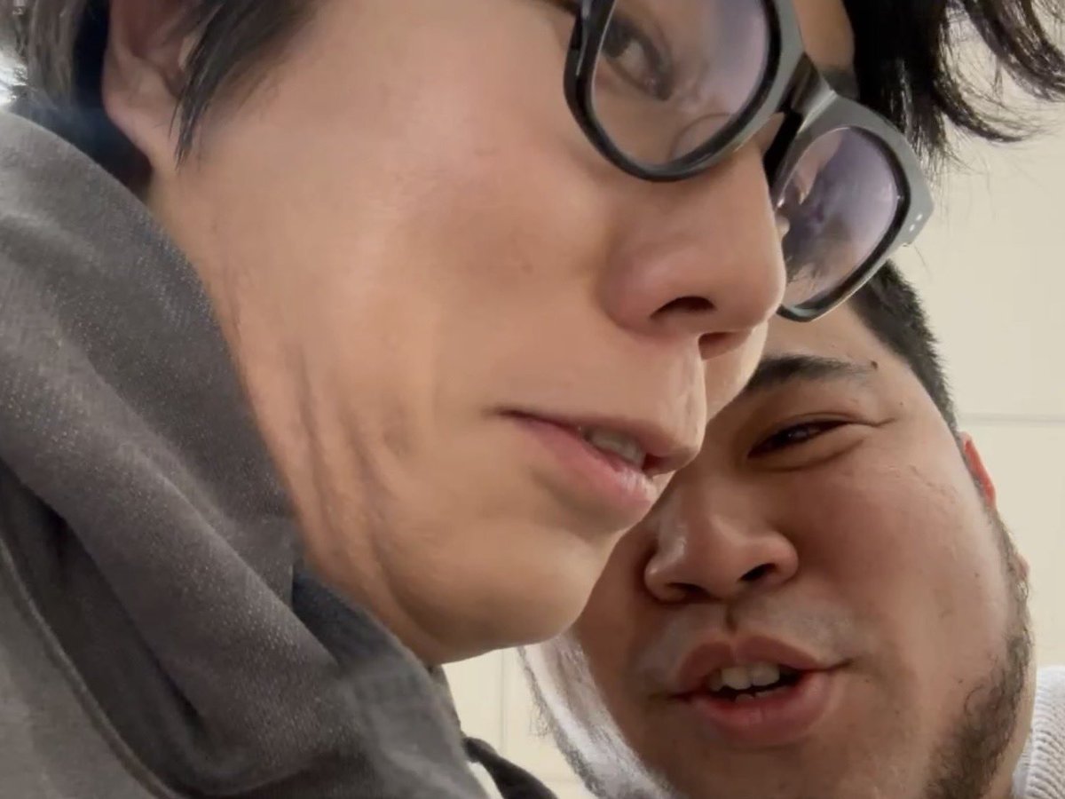 RE:IWAROMAN tweet media