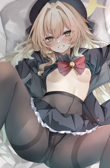 「ほむ…ここから先は二人だけの秘密にしときますよ先生♡」 