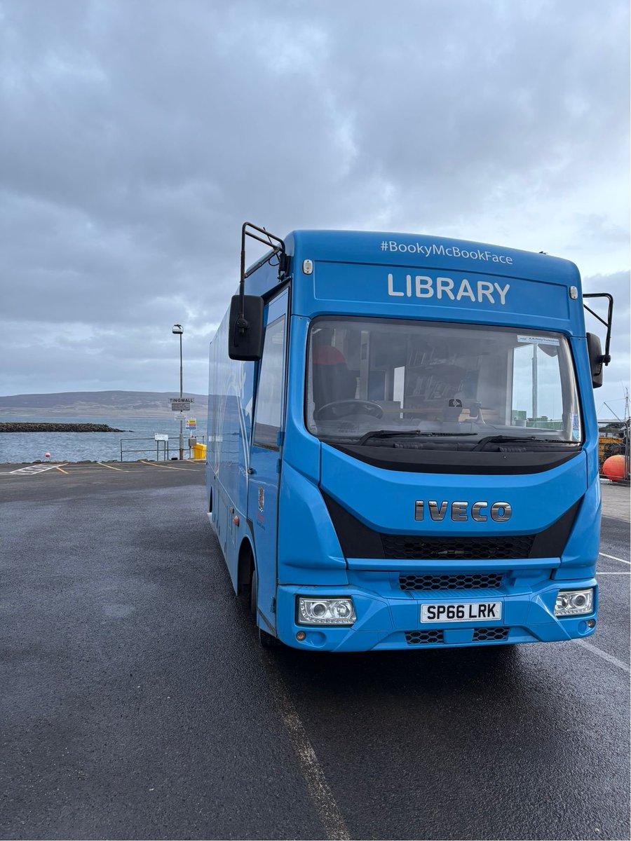 OrkneyLibrary's tweet image. It's a cool February morning in #Orkney and #BookyMcBookface is away on the ferry to the beautiful islands of Rousay and Egilsay. 📚 

Rousay is known as the 'Egypt of the North' due to its density of archaeological sites including neolithic tombs, cairns and Viking remains.
