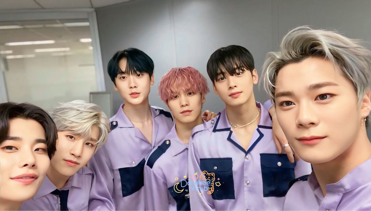 ขอบคุณตัวเองที่มาทันครบ 6คนจริงๆ 🥹💜
ภาพที่หามาไม่ได้อีกแล้ว ....
(เครดิตน่ารักจาก #จูนsigncms)