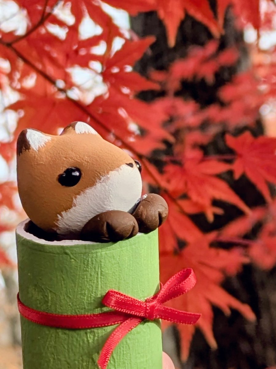 手のひらサイズの粘土のマスコットたち

#まるデザ