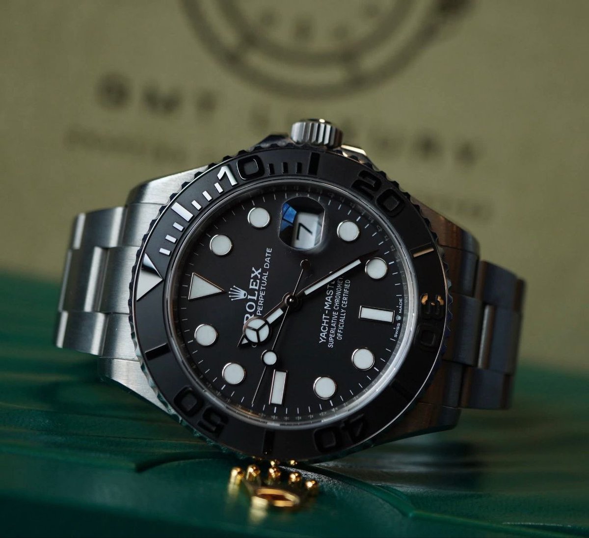 Thewatchking_'s tweet photo. 2024 Yacht-Master 42 🩶 226627
- RLX Titanium Case &amp; Bracelet
- Charcoal Dial
- Matte Black Cerachrom Bezel

📦 Full Set Includes
-  Double Box
- Warranty Card (11/2024)
- Green Tag + Manuals + Cardholder
- Fully Linked Bracelet

🧼 Condition: https://t.co/NxhvKMfbvd