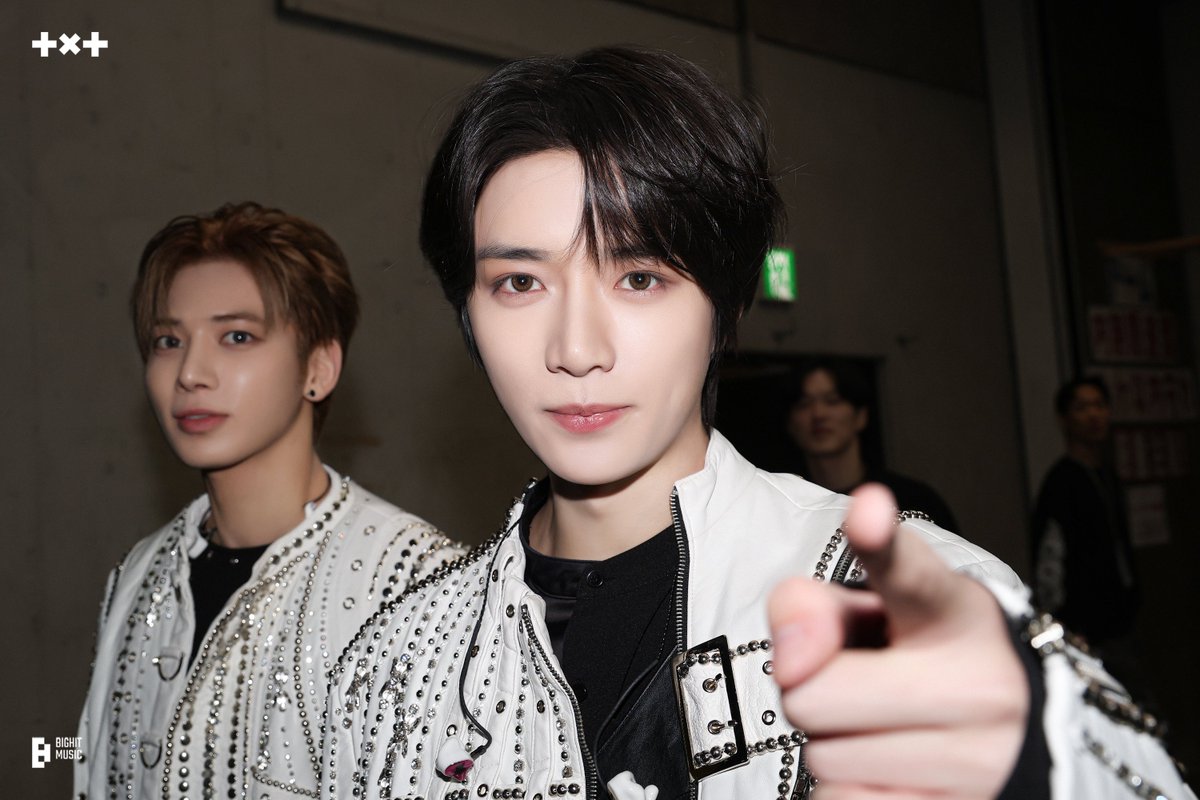 RT @beomzzi: ( 2 / 3 )