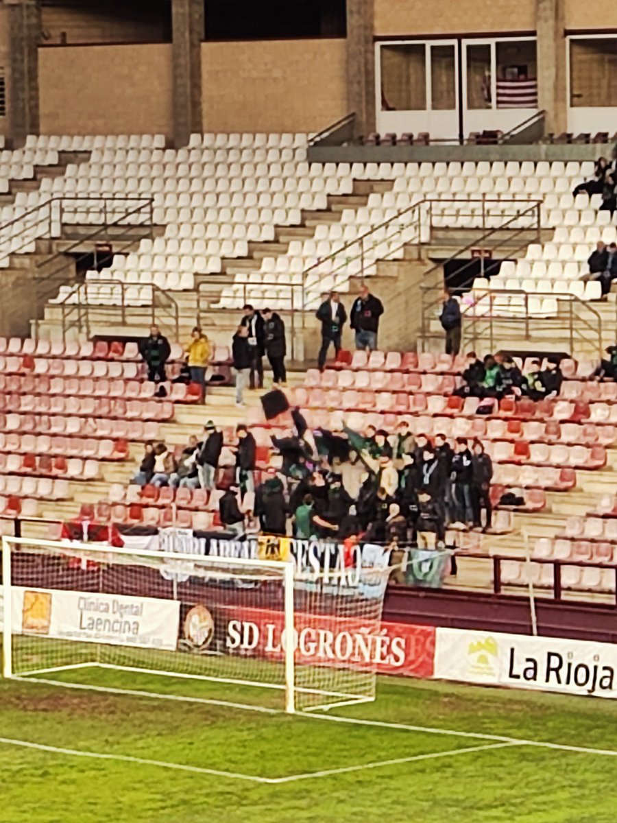 Iparlabeak_48910 tweet media