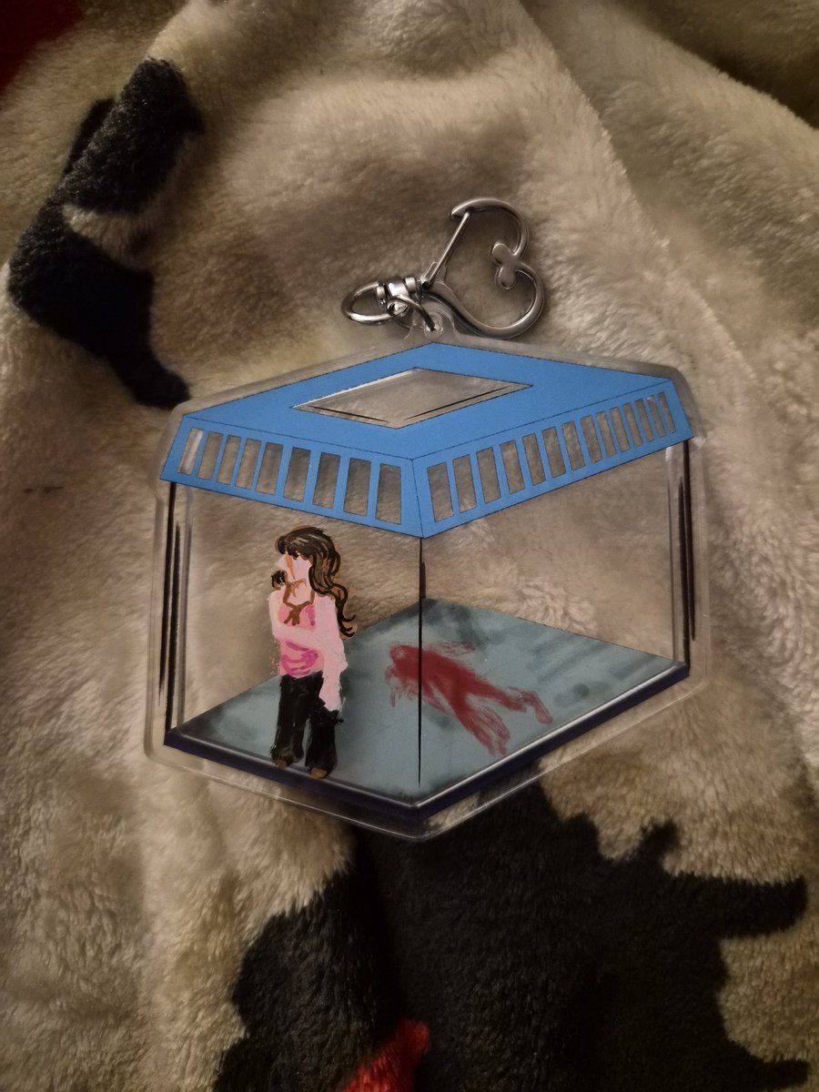 KingLadyMarlin's tweet image. Okayyyyy sooo I've decided to sell these as custom YCH keychains!! Since I can't open them up they will be painted on, but I thought it'd be cute anyway :3

Link will be in the replies!!

#saw #sawtwt #YCH