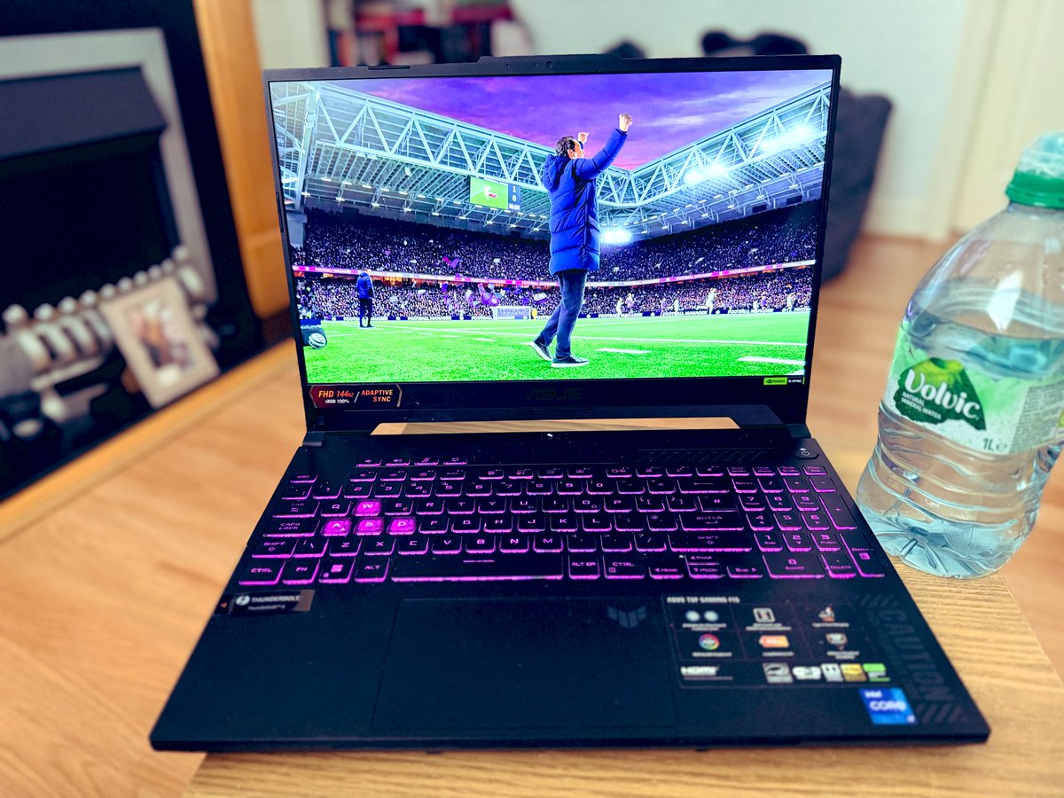 ItsAdamFM tweet media