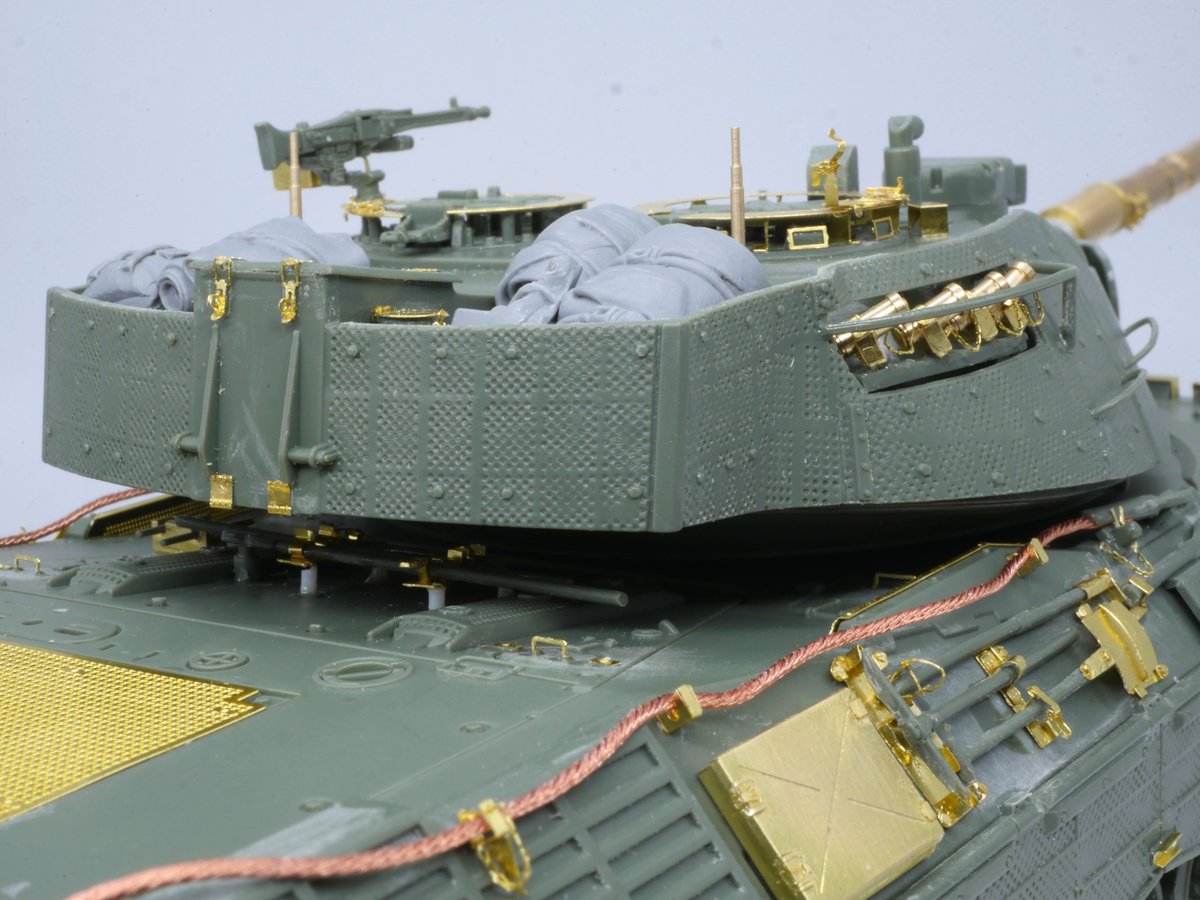 Rockken Model tweet media