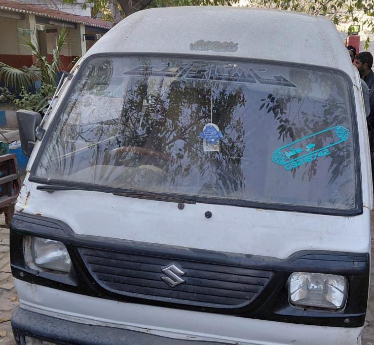KarachiPolice_'s tweet image. ملیر پولیس کا اسٹیل ملز ایریا میں کریک ڈاؤن، خفیہ اطلاع پر بن قاسم پولیس کی کارروائی۔ اسکریپ سے لوڈ گاڑی تحویل میں لے لی گئی، ملزمان فرار۔ گاڑی سے تقریباً 400 کلو چوری شدہ کاپر برآمد، مزید تفتیش جاری۔

#Karachi #CrimeControl #AntiTheft #LawEnforcement