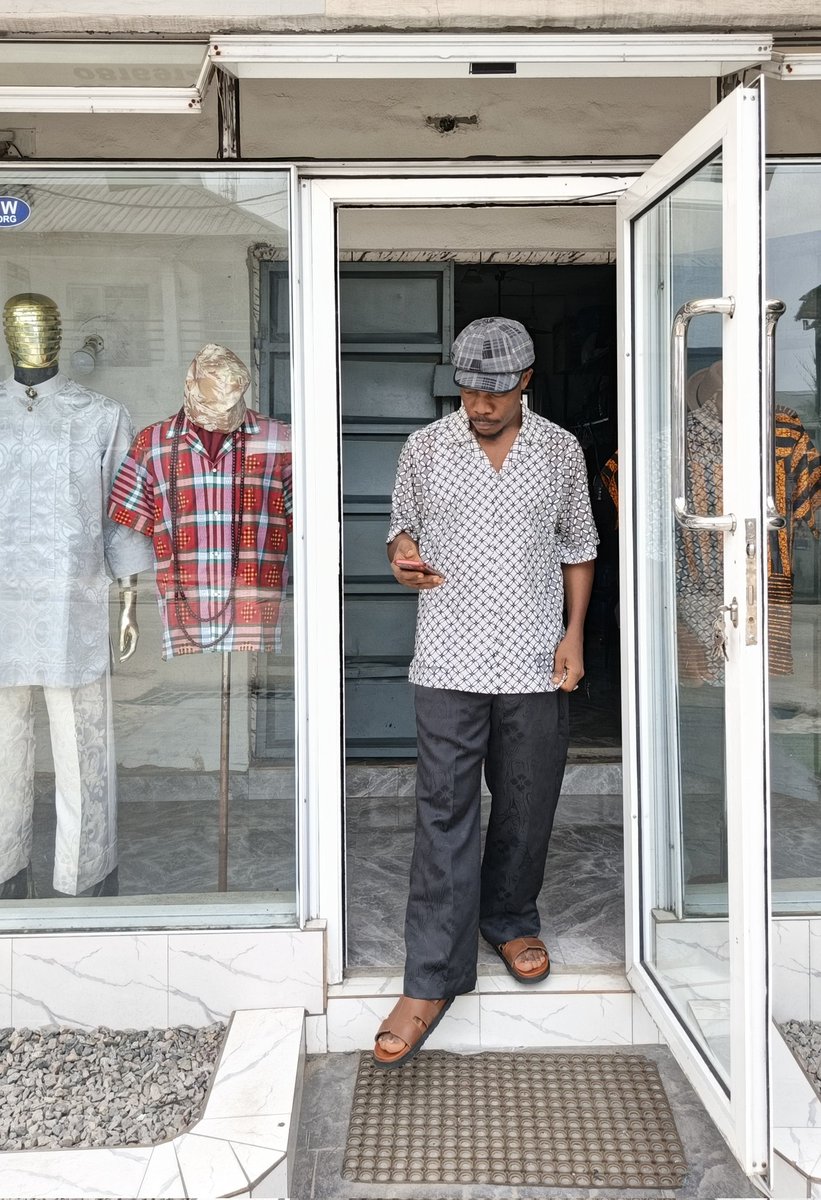 Alhajidon's tweet photo. I make different types of Clothes for living,
Located in Port Harcourt, can send anywhere reachable,
Please if this appears on your TL like and share. https://t.co/V35JEZsGcT